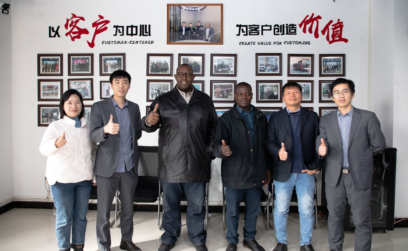 Customer visit and certificate 1
